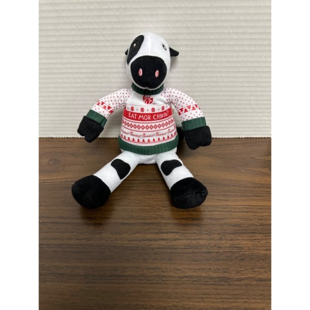 Chick-fil-A Plush Cow Stuffed Animal Toy Eat Mor Chikin Holiday Sweater 9"
